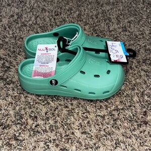 NUUSOL McCall Clog Sage Green Size 6 Women's Made in USA New